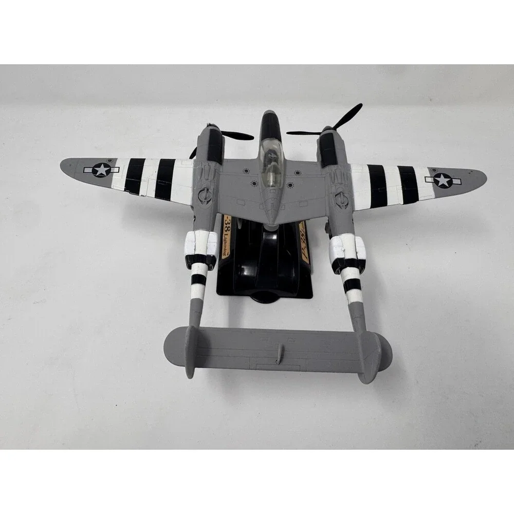 Lockheed P-38 Lightning Airplane w Stand 1:60 Scale Model